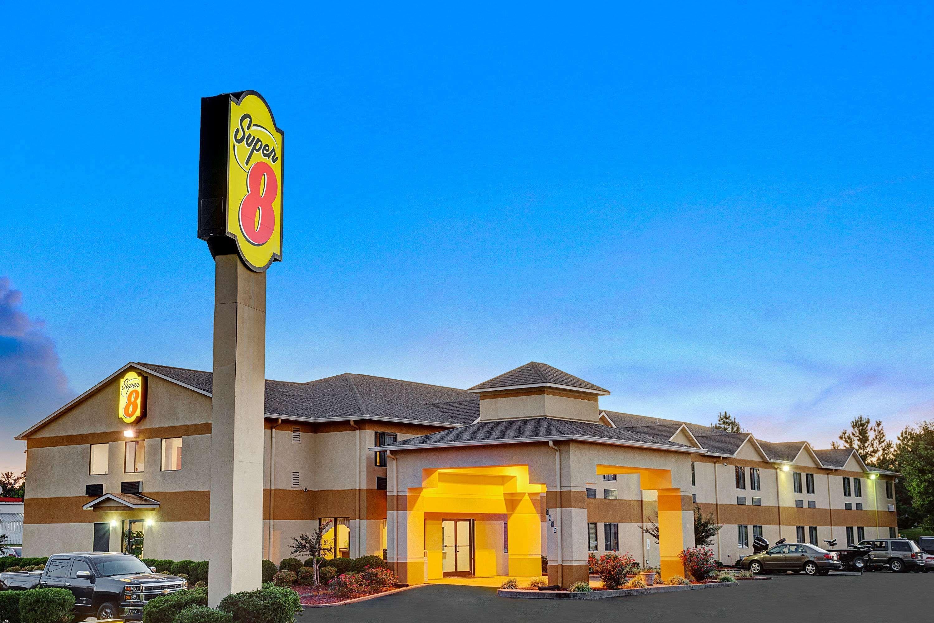 Super 8 By Wyndham Hernando Buitenkant foto